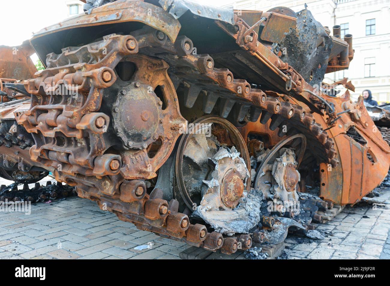 Kyiv, Ukraine. 23rd May, 2022. A view of a Russian tank exhibited at Mykhailivska Square. Russia invaded Ukraine on 24 February 2022, triggering the largest military attack in Europe since World War II. Credit: SOPA Images Limited/Alamy Live News Stock Photo