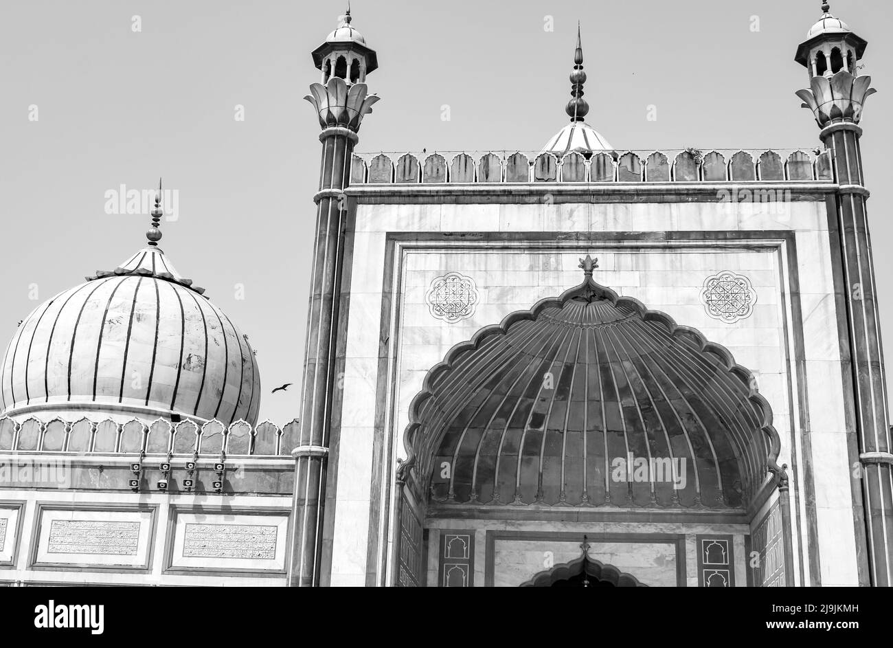 The spectacular architecture of the Great Friday Mosque (Jama Masjid