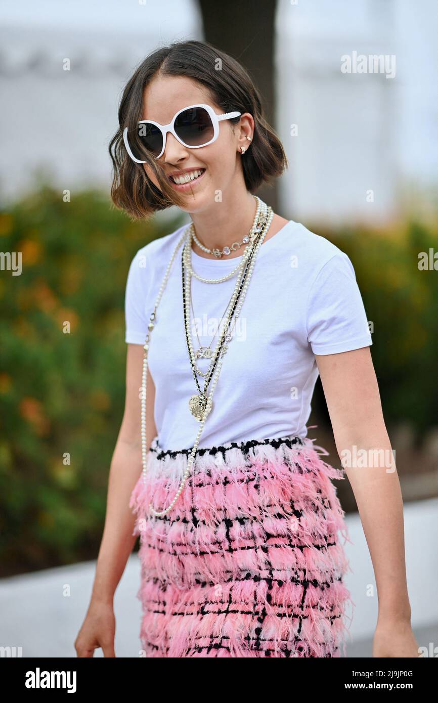 Lyna Khoudry attending the photocall for the film November (Novembre) as part of the 75th Cannes Film Festival on Cannes, France. May 23, 2022,  Photo by Franck Castel/ABACAPRESS.COM Stock Photo