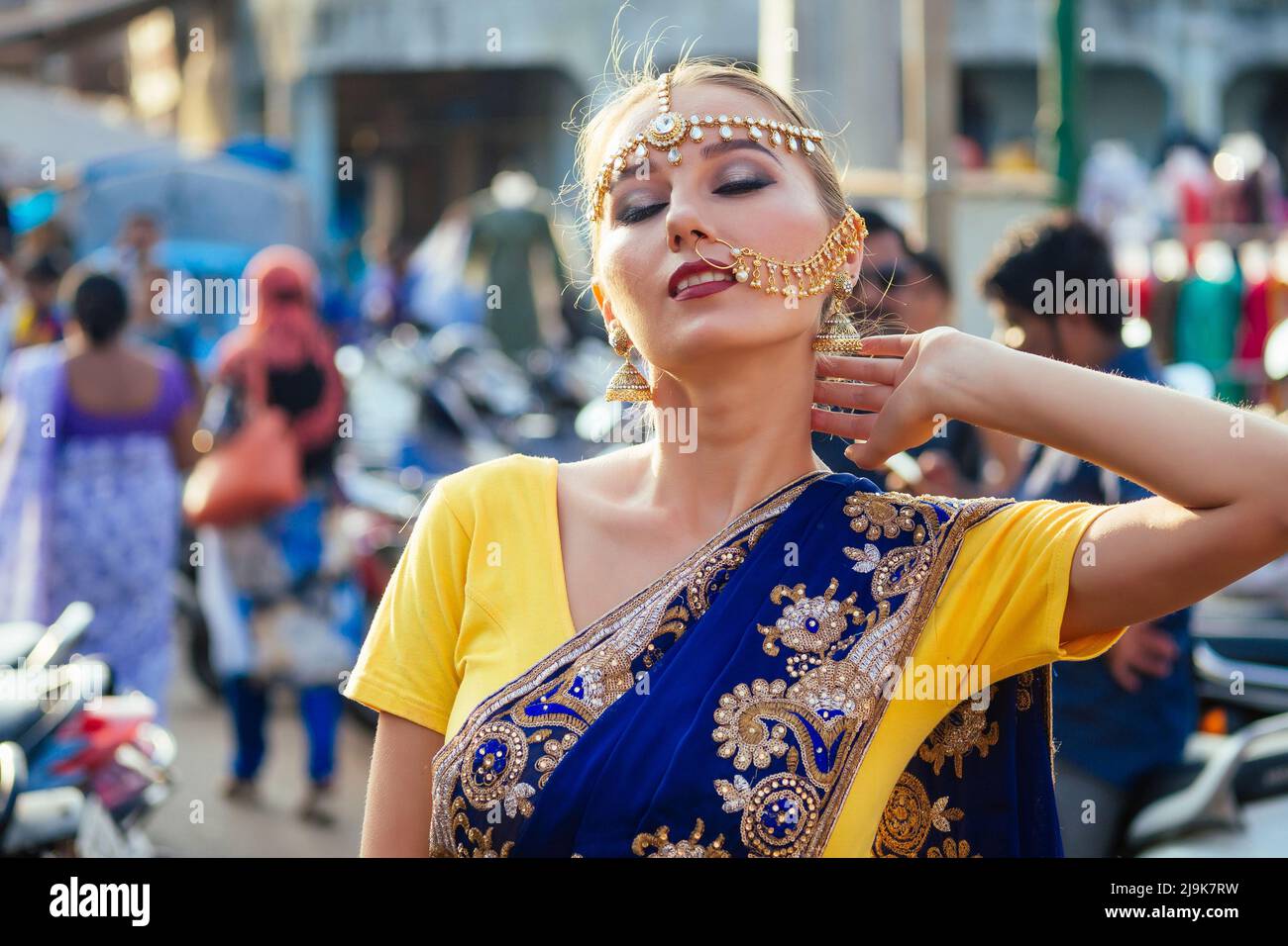princess polly baby blue dress Makeup face south india hi-res stock photography and images