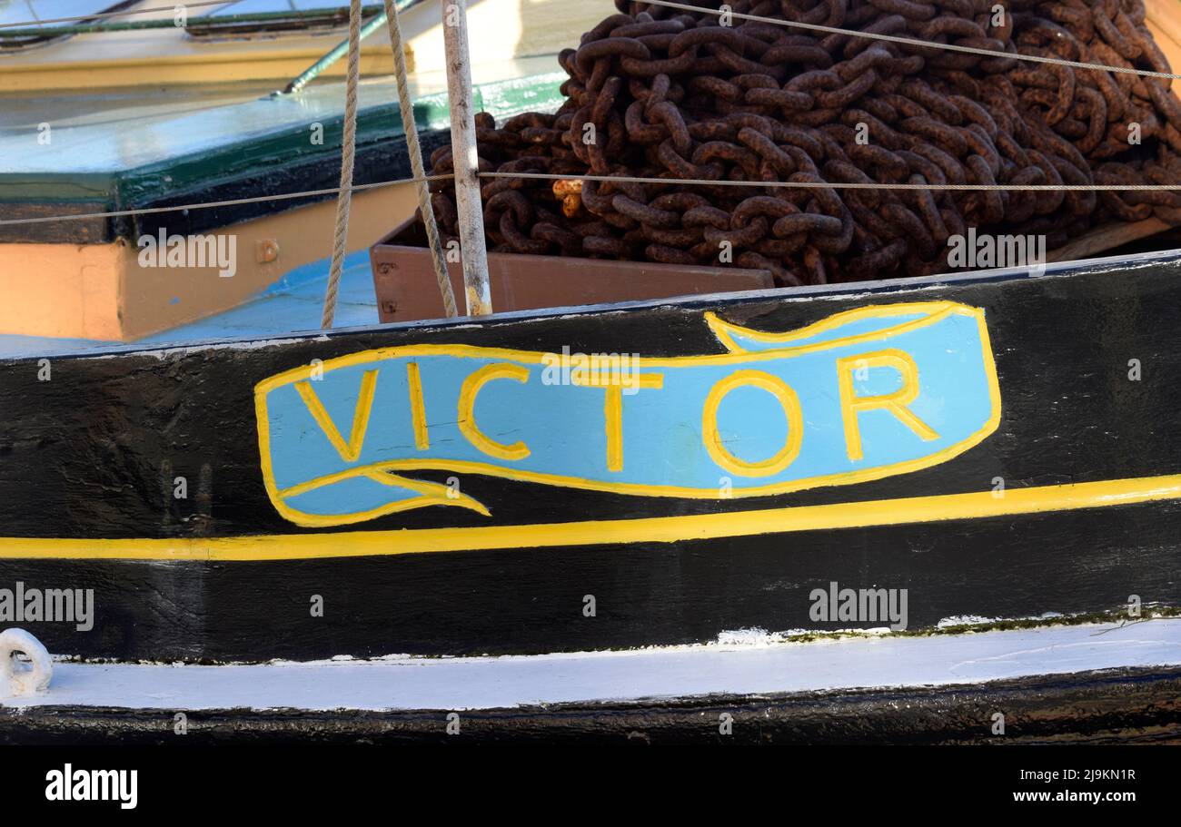 victor sailing barge, quayside, ipswich marina, england Stock Photo Alamy