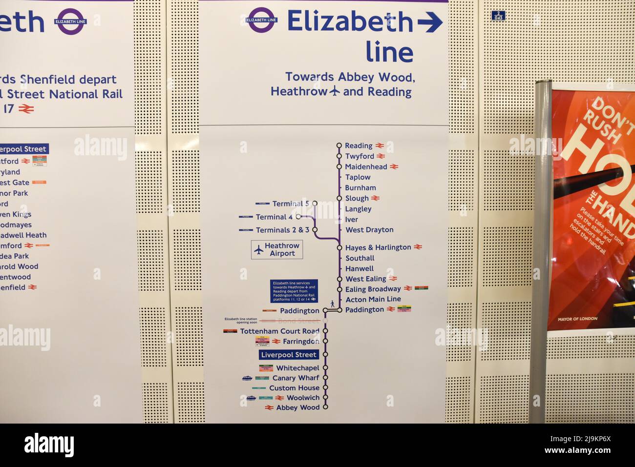 Liverpool Street Station, London, UK. 24th May 2022. The Elizabeth Line ...