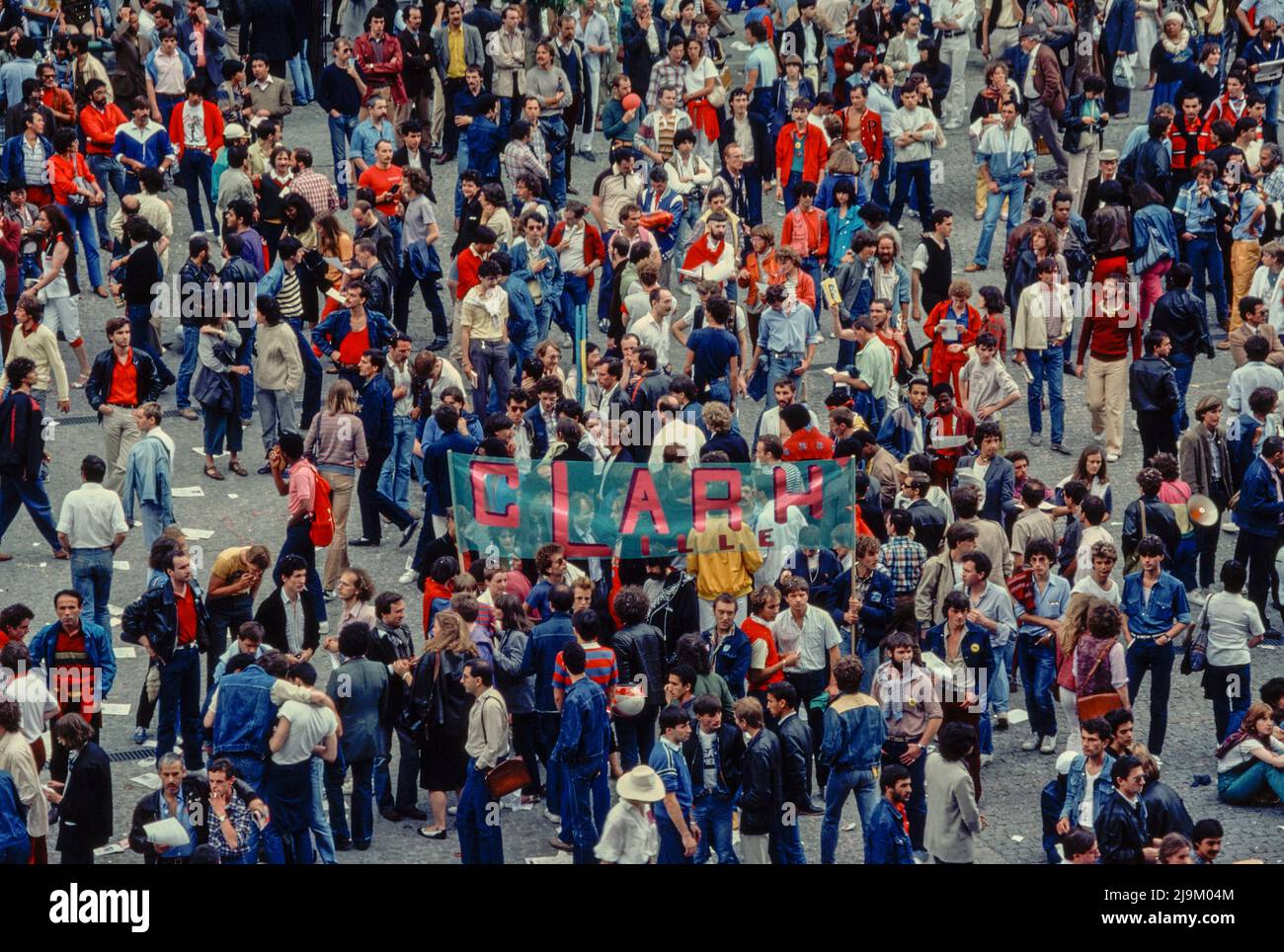 Paris, France, High Angle, Large Crowd of People in Street, LGBT Fierté, Gay Pride March, 1982, 1980s France, gay protest vintage Stock Photo