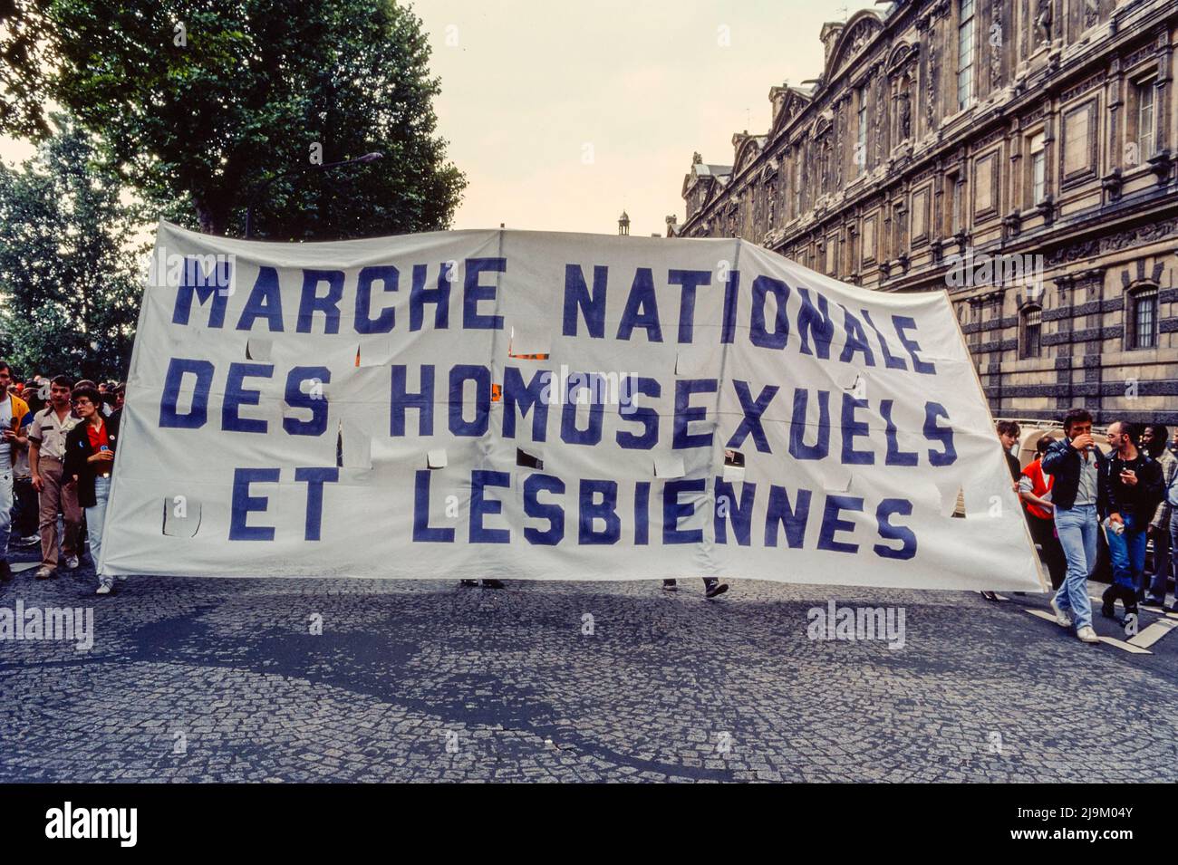 Paris, France, Crowd People Marching with Protest Banner 'National March of Homosexuals and Lesbians' LGBT Fierté, Gay Pride March, 1982, 1980s gay protest vintage, paris archive photos Stock Photo