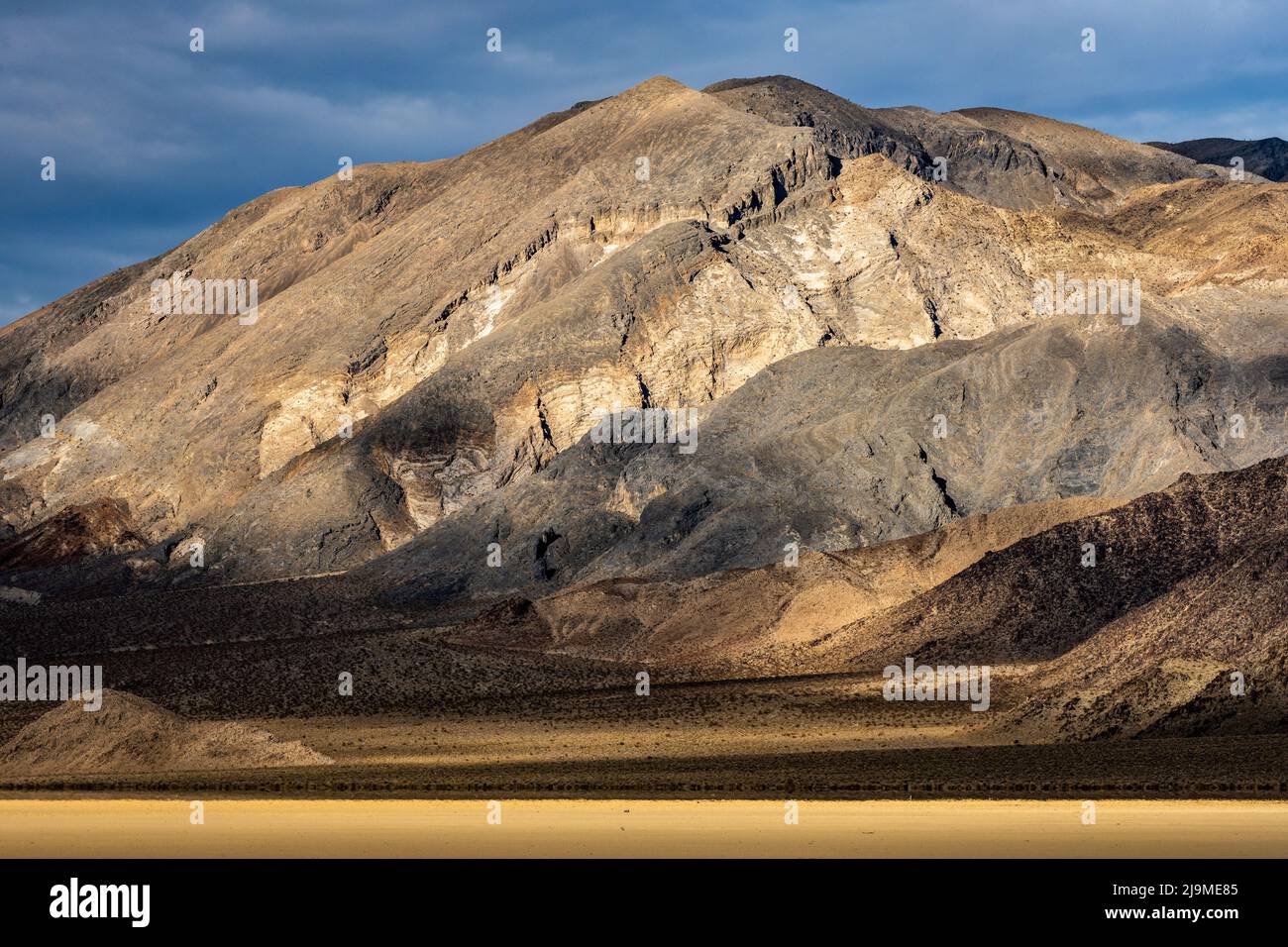Death valley racetrack winter hi-res stock photography and images - Alamy