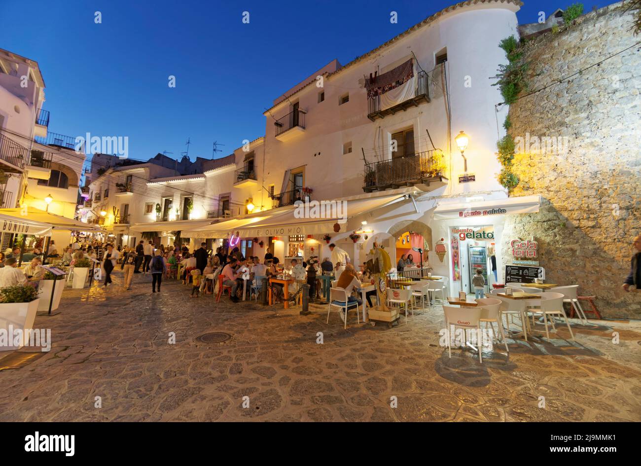 Dalt Vila, Ibiza-Stadt, Unesco Weltkulturerbe, historische Altstadt, El Olivo Mio , Restaurant, Eivissa, Ibiza, Pityusen, Balearen, Insel, Spanien, Eu Stock Photo
