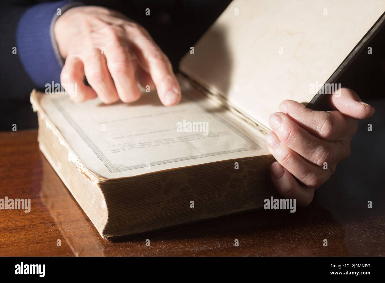 old woman read bible Stock Photo