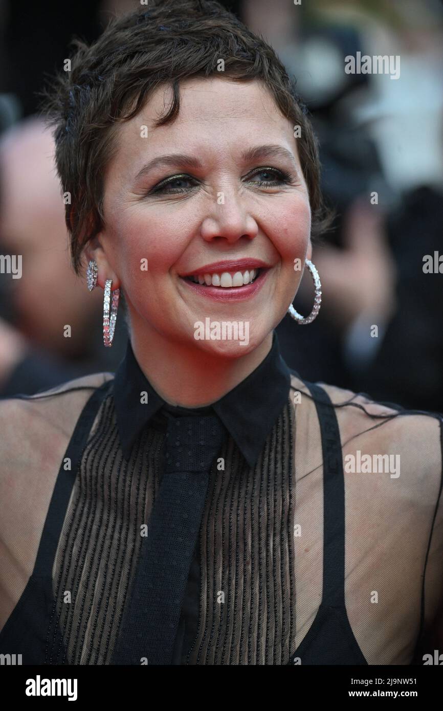 Maggie Gyllenhaal attending the premiere of the movie The Innoncent ...