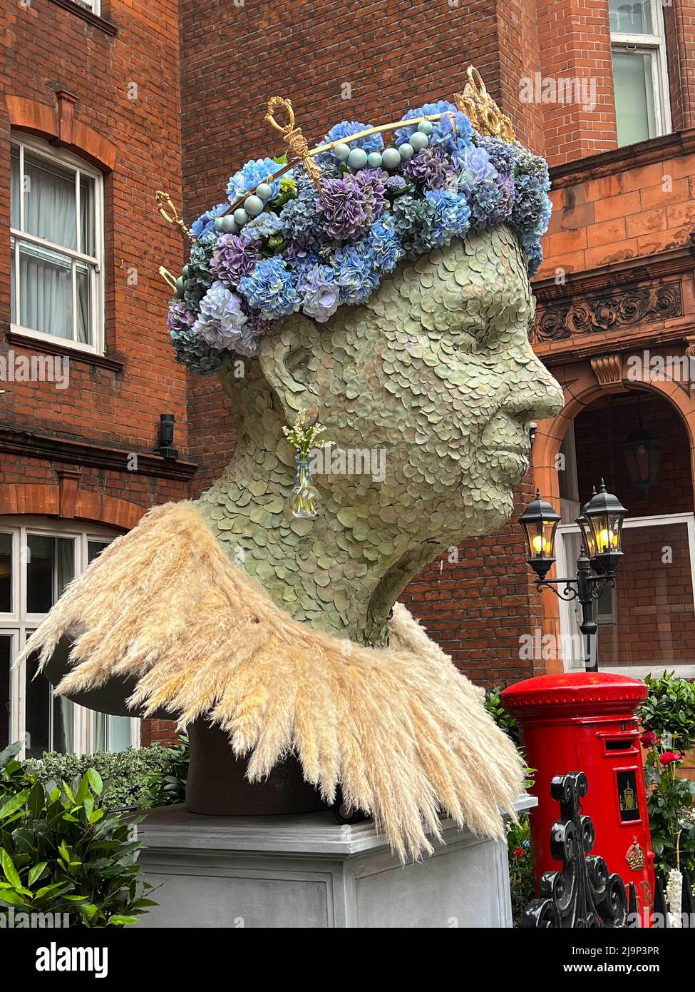 Floral displays celebrating the Queen's Platinum Jubilee are seen at ...
