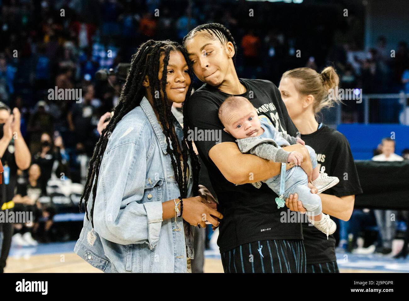 May 24, 2022, Chicago, Illinois, United States: Candace Parker (3 Chicago  Sky) with daughter Lailaa and son Airr before the game between the Chicago  Sky and Indiana Fever on Tuesday May 24,