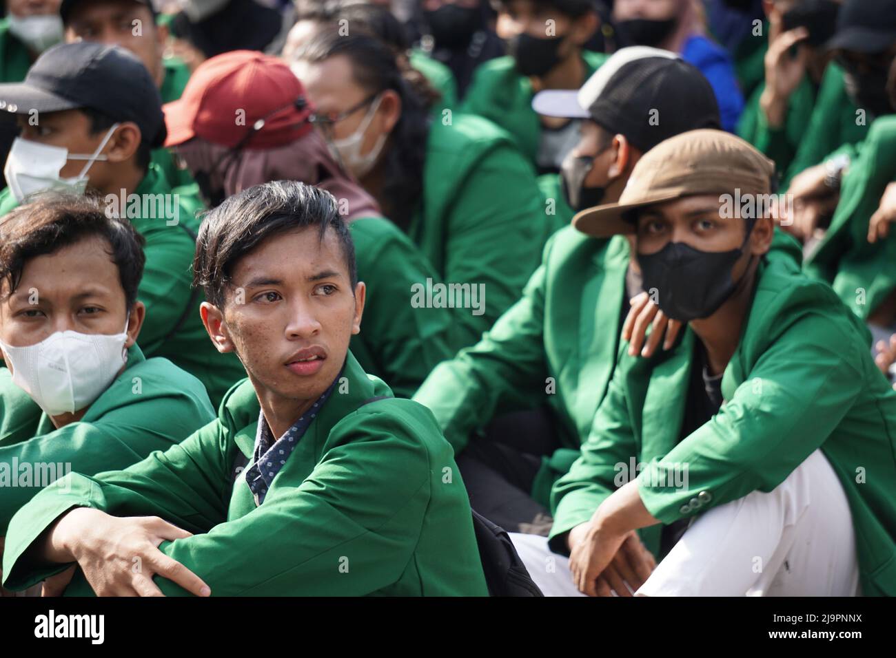 Kediri, East Java, Indonesia - April 18th, 2022 : Indonesian students demonstrate about rising gasoline and scarcity of cooking oil Stock Photo