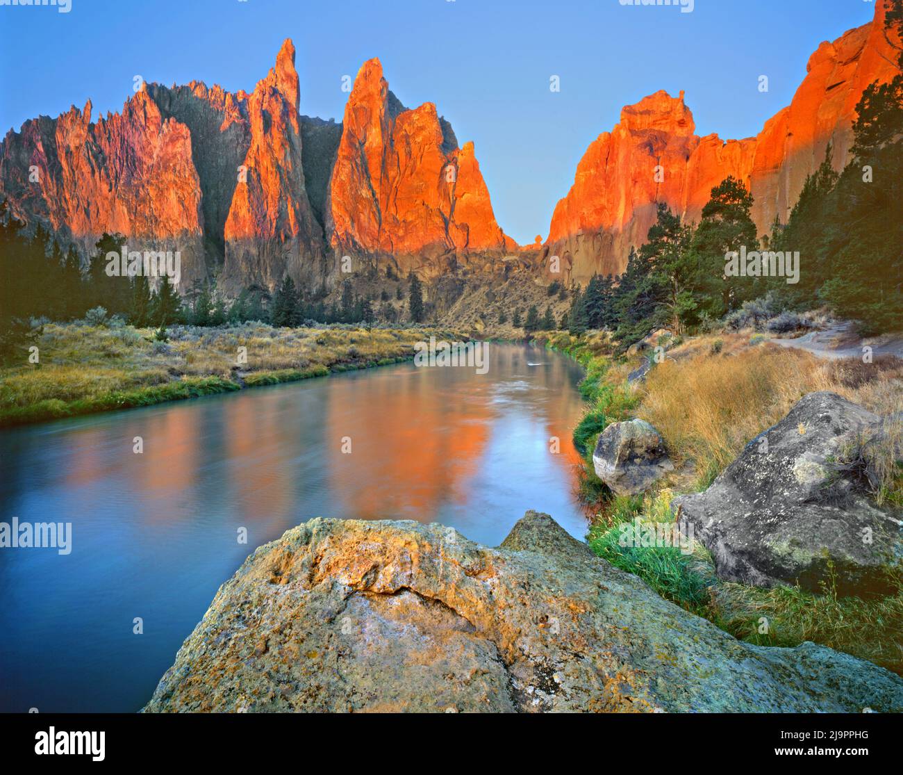 Crooked River in Smith Rock State Park, Oregon Stock Photo Alamy