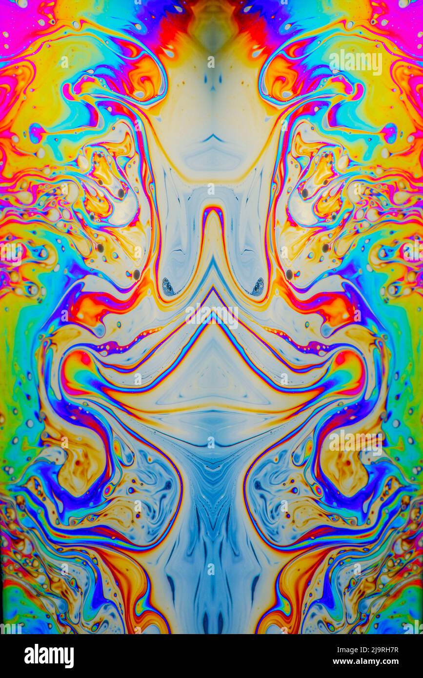 Abstract pattern of refracted light in soap bubble Stock Photo - Alamy