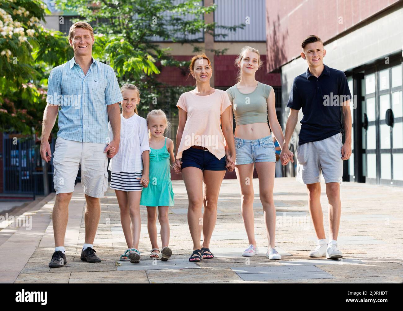 Man woman teenager kids hi-res stock photography and images - Alamy