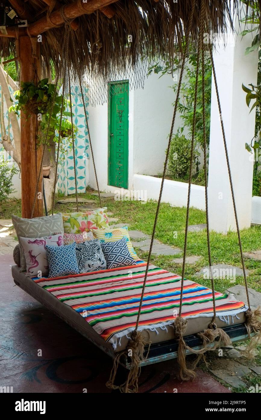 Suspended outdoor bed outlet