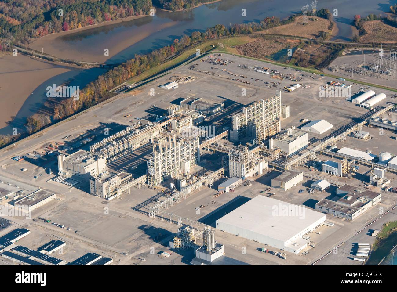 USA, Tennessee. Patterns industrial plant along Hiwassee River Stock Photo