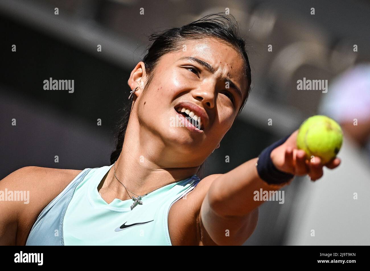 Paris France 25th May 22 Emma Raducanu Of Great Britain During The Day Four Of Roland Garros 22 French Open 22 Grand Slam Tennis Tournament On May 25 22 At Roland Garros Stadium In