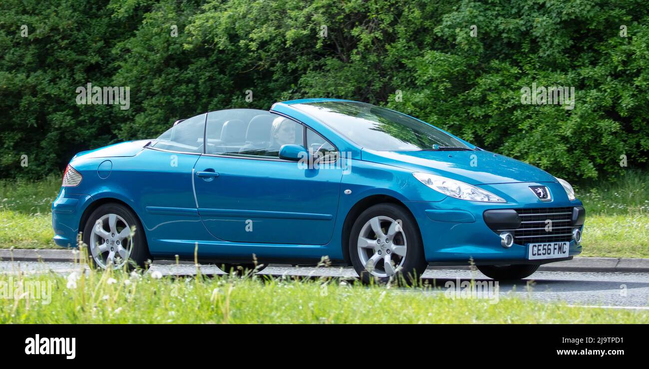 Peugeot 307 SW 20 XT - Photos, News, Reviews, Specs, Car listings