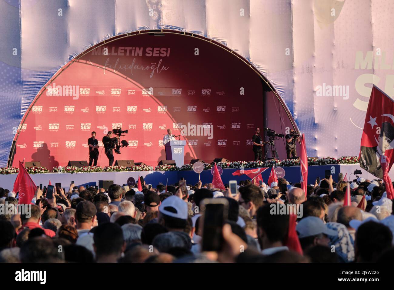 İstanbul, Turkey - May 21, 2022: There was a great participation in the voice of the nation rally organized by the republic people s party in Maltepe Stock Photo
