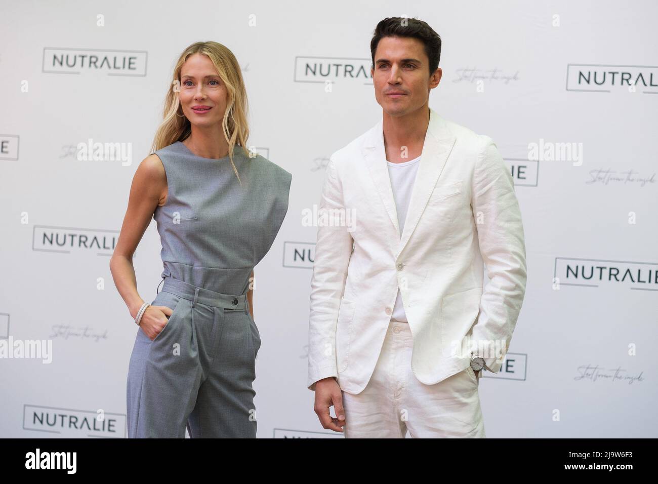Madrid, Spain. 25th May, 2022. (L-R) Spanish model Vanesa Lorenzo and actor Alex Gonzalez present Naturalie at the Fortuny Home Club in Madrid. (Photo by Atilano Garcia/SOPA Images/Sipa USA) Credit: Sipa USA/Alamy Live News Stock Photo