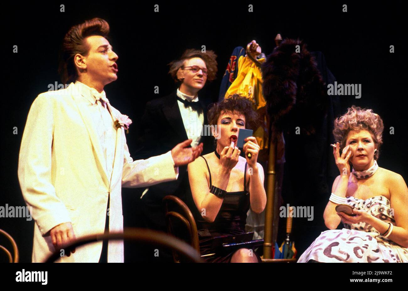 l-r: Billy McColl (Phil McCann), Iain Andrew (Hector McKenzie), Elaine Collins (Lucille), Stella Gonet (Bernadette) in CUTTIN’ A RUG part 2 of THE SLAB BOYS TRILOGY by John Byrne at the Royal Court Theatre, London SW1  18/11/1982  a Traverse Theatre Company production  design: John Byrne  lighting: Colin Scott  director: David Hayman Stock Photo
