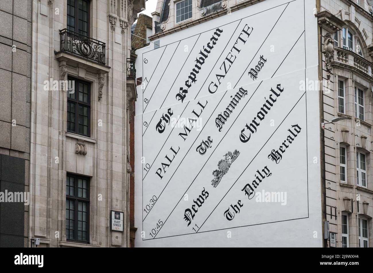 Fleet Street Heritage Sundial, on the corner of Bouverie Street and