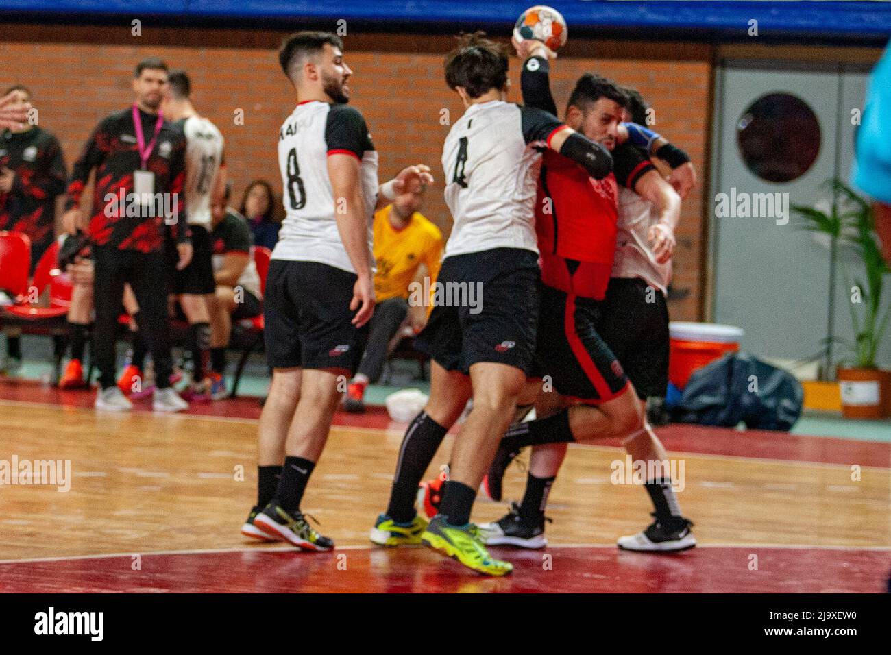 Villa Ballester, Argentina. May 25, 2022. Municipal de Maipu (ARG) blocking at Estadio SAG Villa Ballester in Villa Ballester, Buenos Aires, Argentina. Credit: Fabian Lujan/ASN Media/Alamy Live News Stock Photo