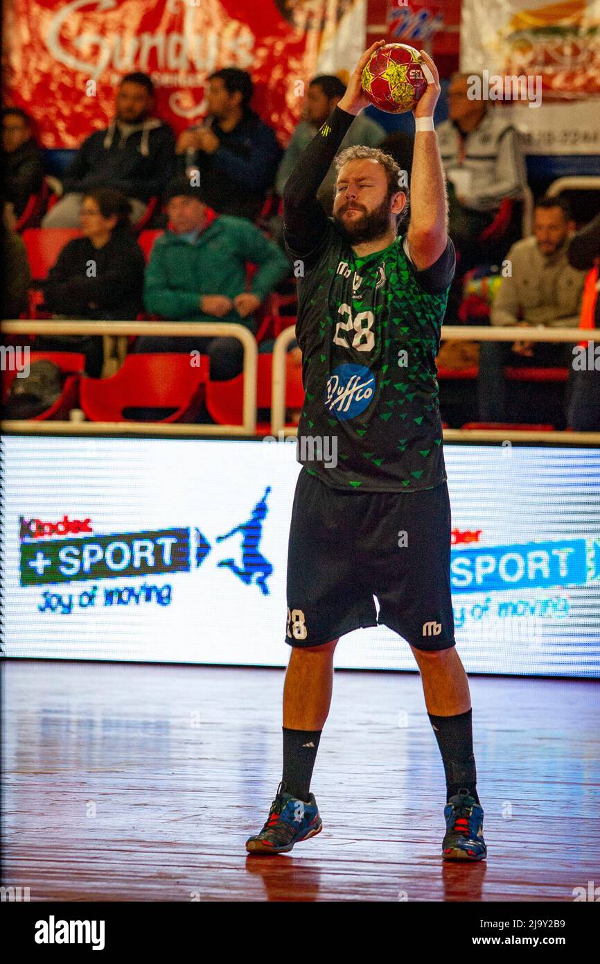 Villa Ballester, Argentina. May 25, 2022. Ovalle Balonmano (CHL) vs SAG Villa Ballester (ARG) at Estadio SAG Villa Ballester in Villa Ballester, Buenos Aires, Argentina. Credit: Fabian Lujan/ASN Media/Alamy Live News Stock Photo