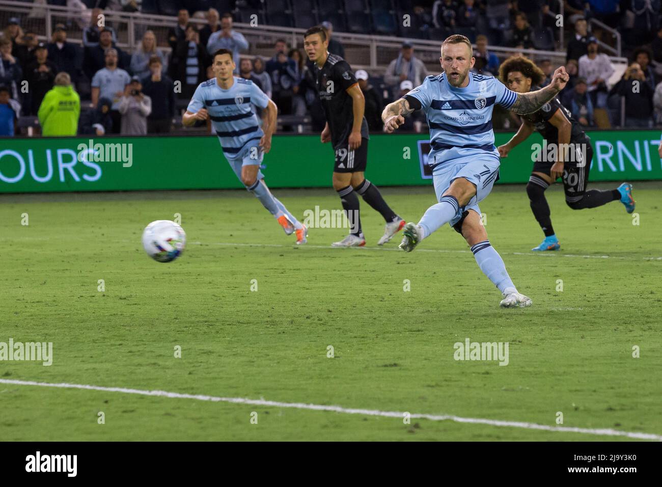 Kansas City, Kansas, USA. 24th May, 2022. Sporting KC forward Johnny