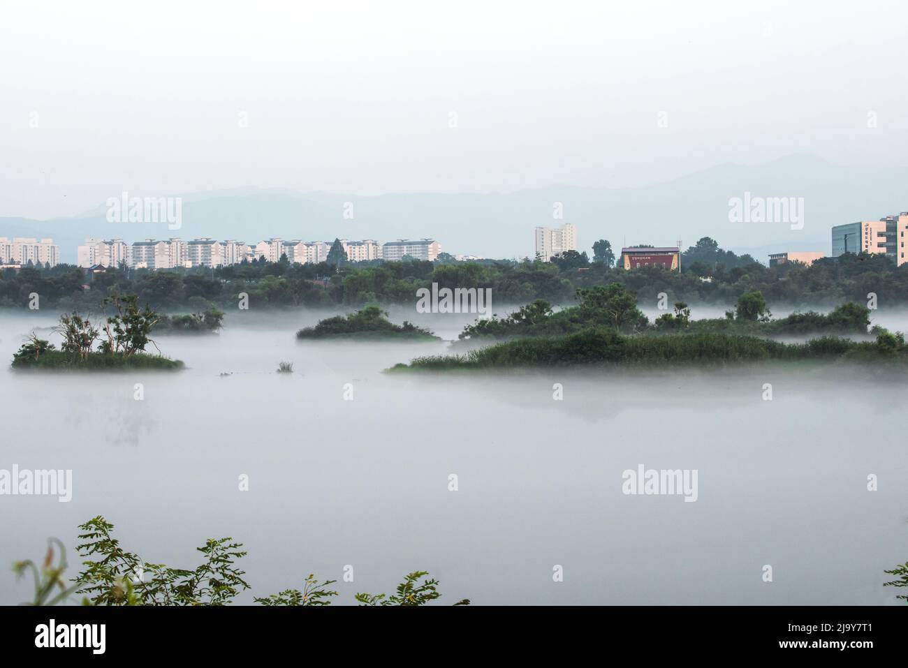 Photo inspiration: Visual Reference: The Peaceful Lake And Enjoy The Transquit Atmosphere On A