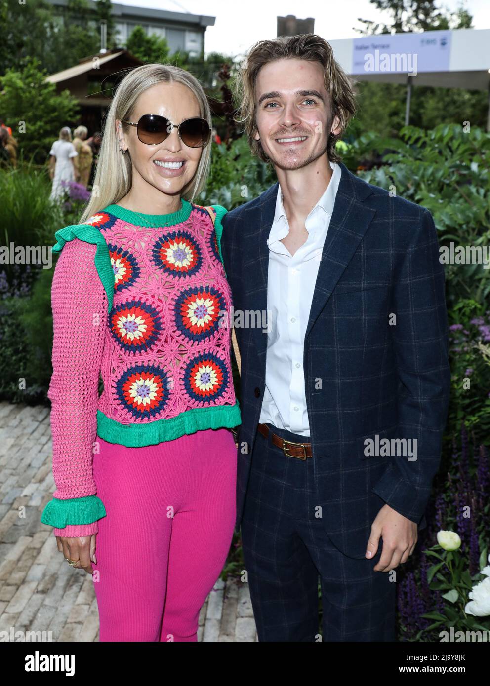 Joe sugg hi-res stock photography and images - Alamy