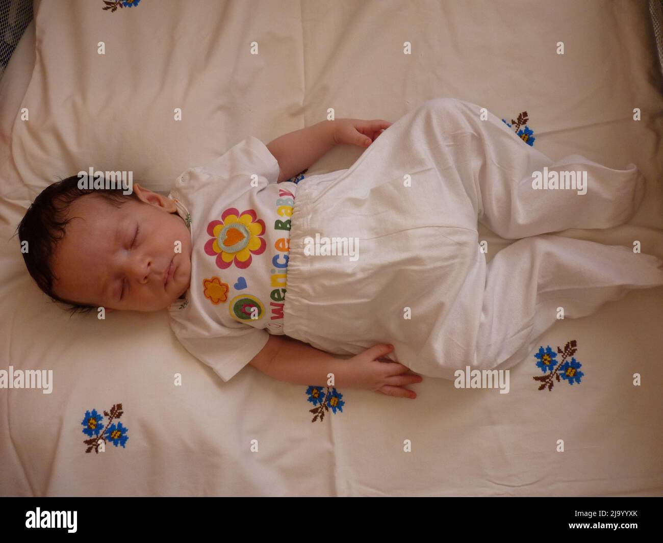 Baby and scratch hires stock photography and images Alamy