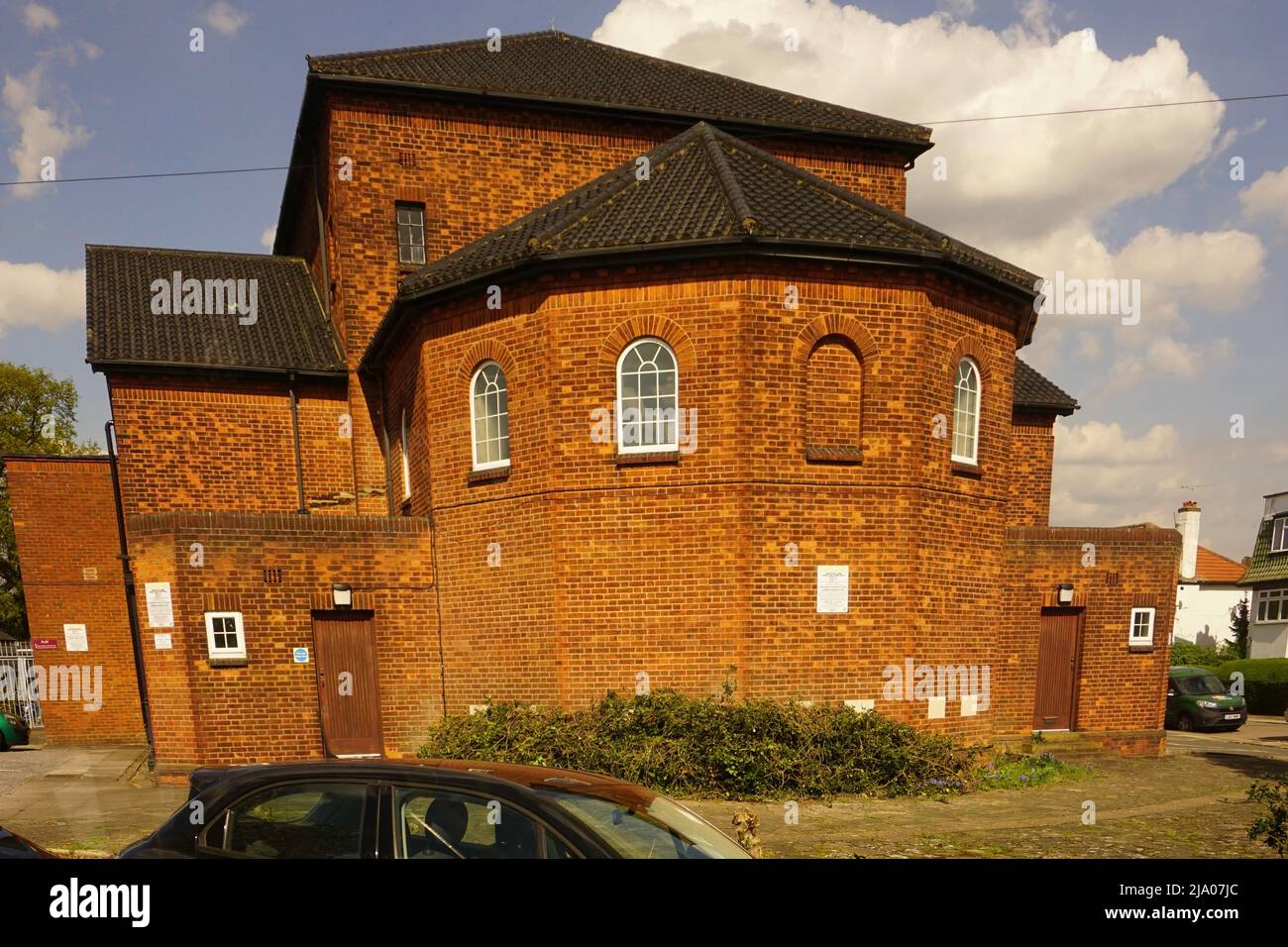 Manor drive methodist church hires stock photography and images Alamy