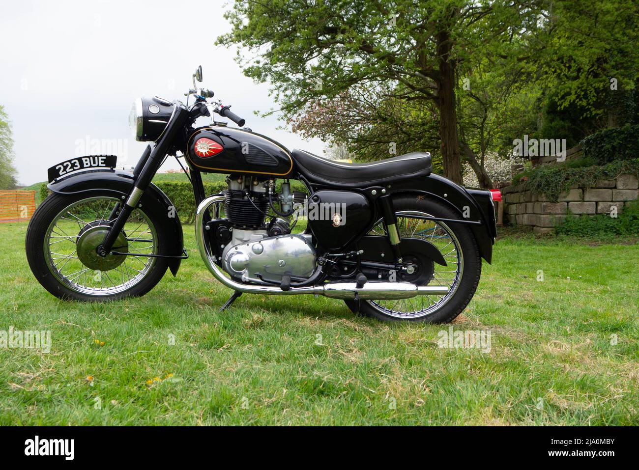 Bsa classic hi-res stock photography and images - Alamy Bsa classic hi-res stock photography and images - Alamy