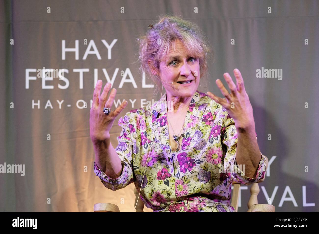 Hay Festival, Hay on Wye, Wales, UK – Thursday 26th May 2022 – Adele Nozedar author of The Tree Forager and Hedgerow Handbook on stage on the opening day of this years Hay Festival – Photo Steven May / Alamy Live News Stock Photo