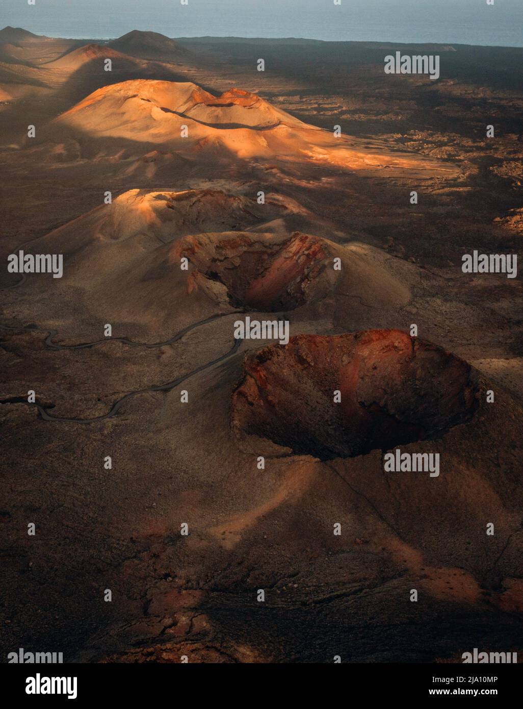 Vulkanlandschaft von Timanfaya mit der Drohne Stock Photo
