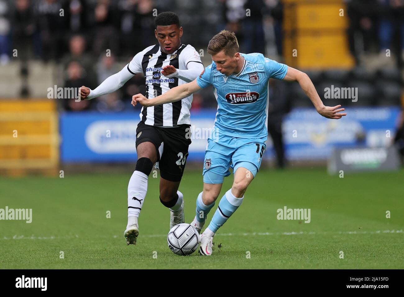 NOTTINGHAM, ENGLAND. MAY 23RD 2022. Harry Clifton of Grimsby Town and Jayden Richardson of Notts County battle for possession during the Vanarama Nati Stock Photo