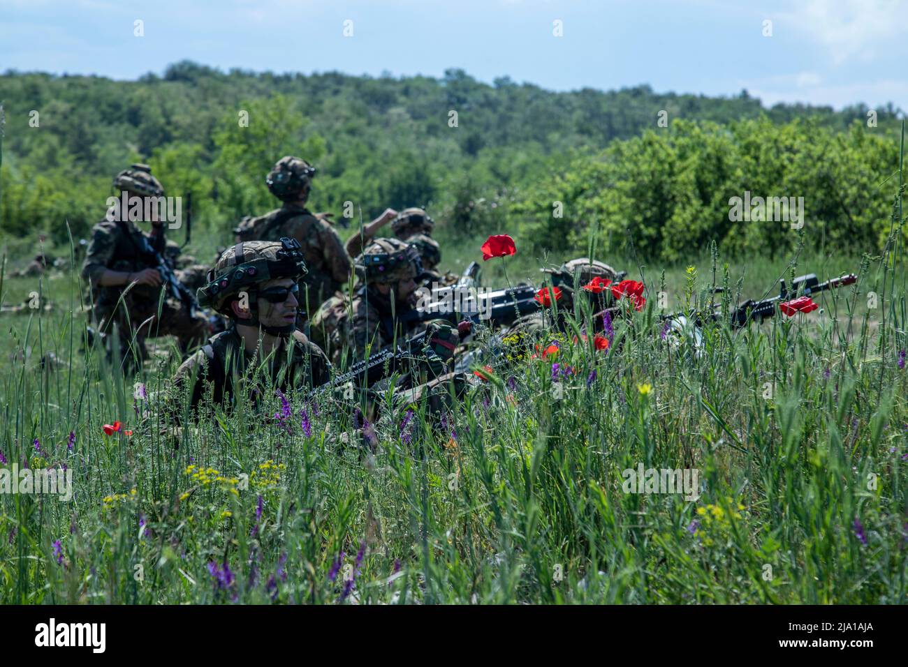May 17, 2022 - Skopje, North Macedonia - 1st Air Cavalry Brigade conducts battalion-sized air assault training operation with the Italian Paratrooper Brigade 'FOLGORE' during Swift Response 2022, Skopje, North Macedonia, May 17, 2022. Exercise Swift Response 2022 is an annual multinational training exercise, which takes place in Eastern Europe, the Arctic High North, Baltics, and Balkans from May 2-20, 2022. It aims to present combat credible Army forces in Europe and Africa and enhance readiness by building airborne interoperability with Allies and Partners and the integration of joint servic Stock Photo