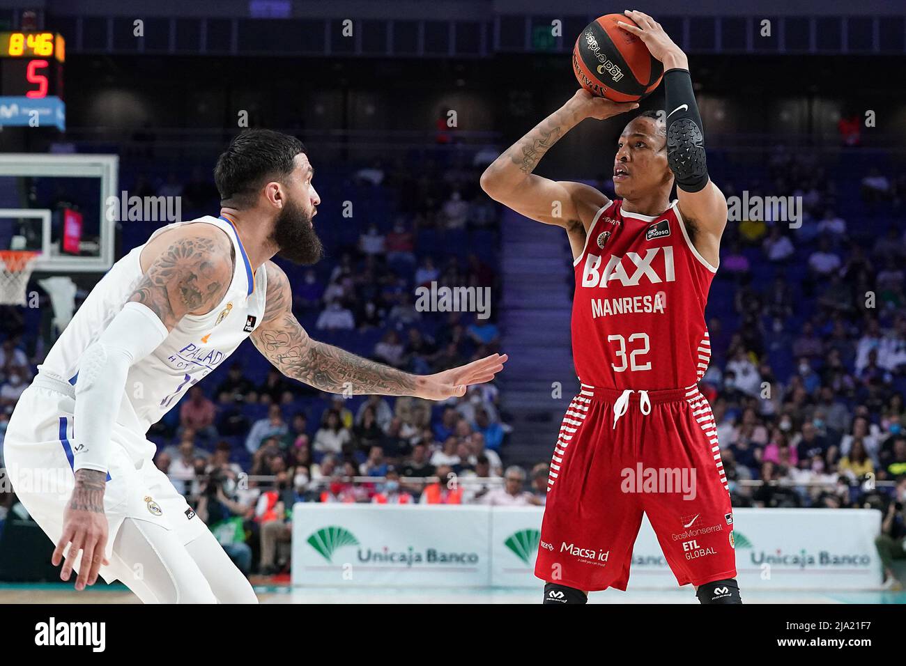 Real Madrid Baloncesto's Vincent Poirier (l) and Baxi Manresa's Joe  Thomasson during Liga Endesa ACB 1st Round of 8 match. May 25,2022. (Photo  by Acero/Alter Photos/Sipa USA Stock Photo - Alamy