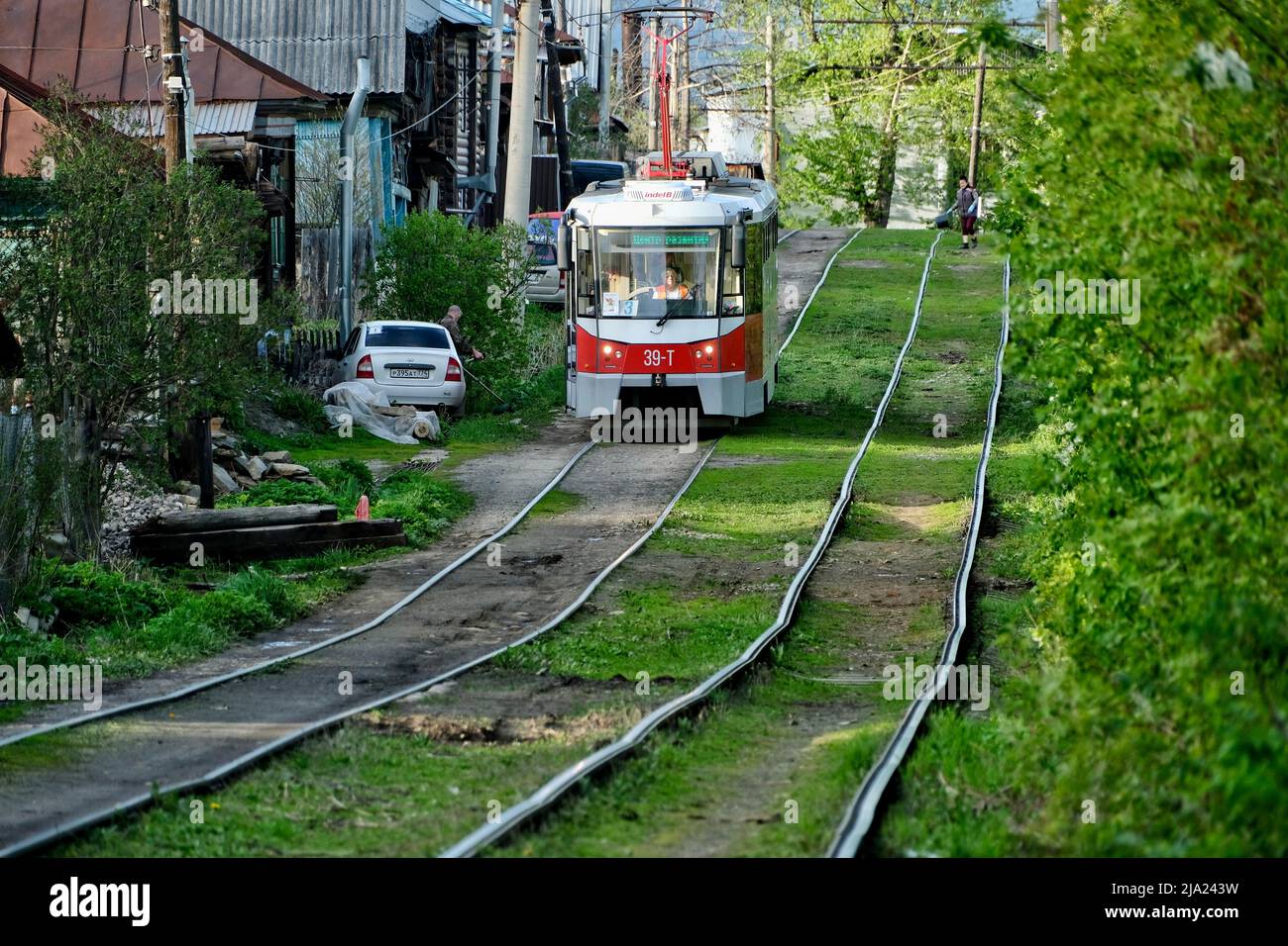 Jinsiy aloqada bolgan qizning qichqirigini tomosha qiling