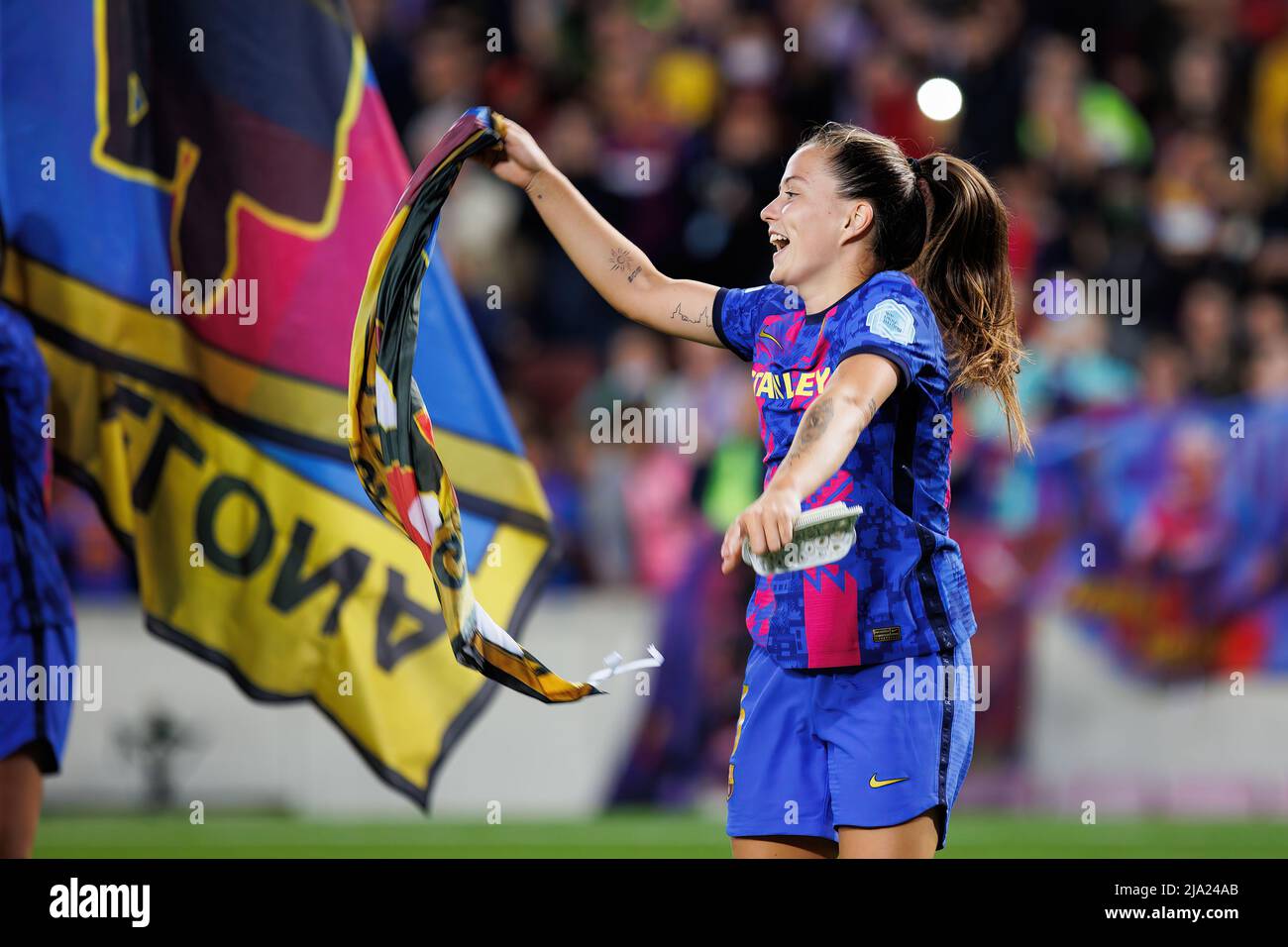 BARCELONA - APR 22: Jennifer Hermoso celebrate the victory after the ...