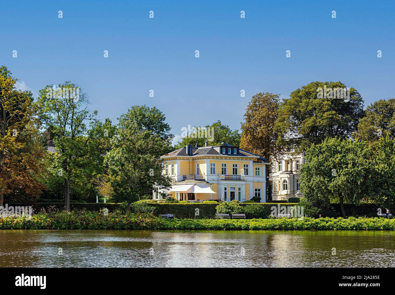 Luxury villas on the Aussenalster, Hamburg, Germany Stock Photo Alamy