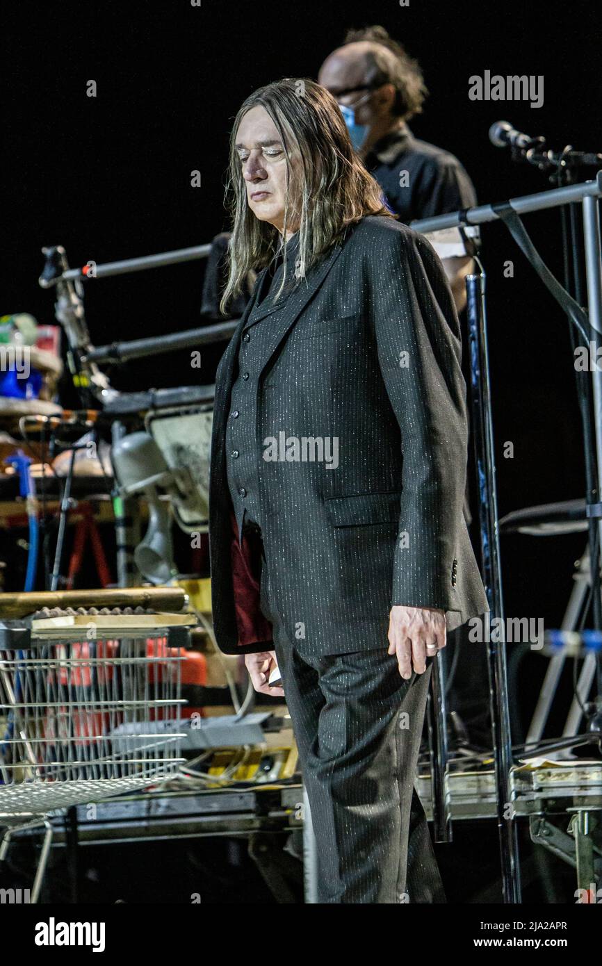 Blixa bargeld hi-res stock photography and images - Page 2 - Alamy