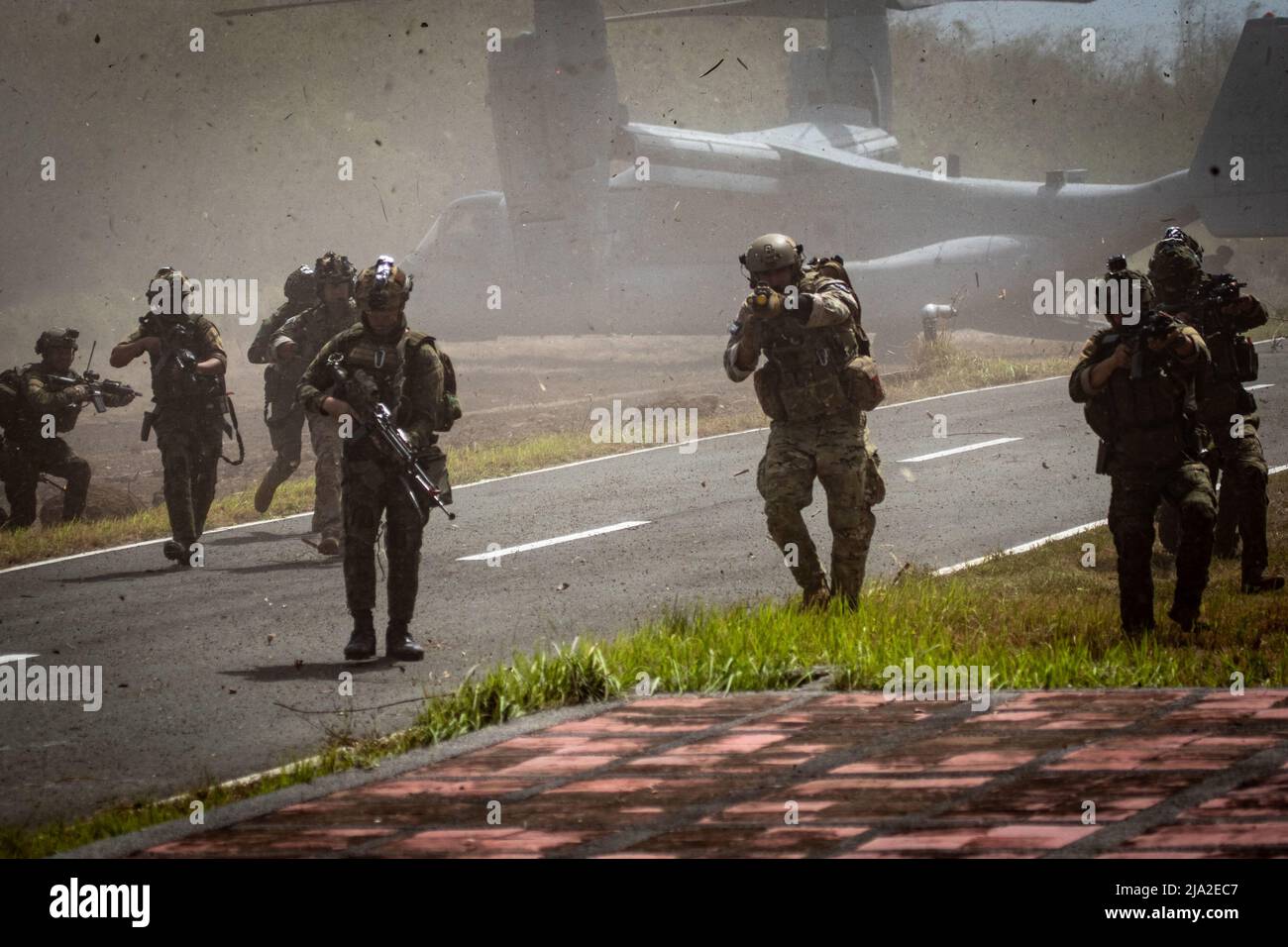 Philippine army special forces hi-res stock photography and images - Alamy