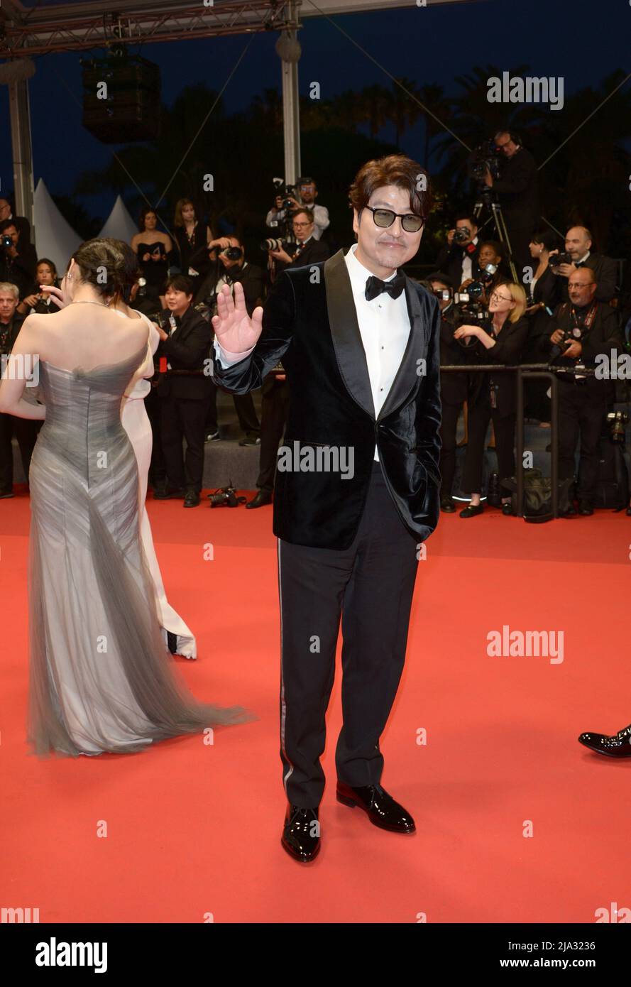May 26, 2022, CANNES, France: CANNES, FRANCE - MAY 26: Song Kang-Ho, Hee-jin Choi, Joo-Young Lee and Dong-won Gang depart the screening of ''Broker (Les Bonnes Etoiles)'' during the 75th annual Cannes film festival at Palais des Festivals on May 26, 2022 in Cannes, France. (Credit Image: © Frederick Injimbert/ZUMA Press Wire) Stock Photo