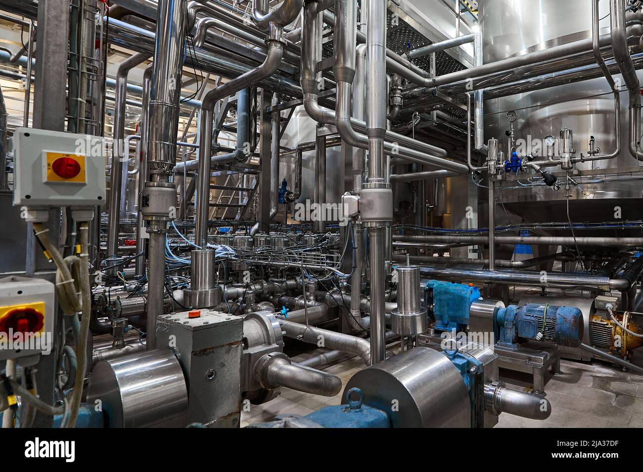 Tanks and pipeline system for fermented milk products making Stock