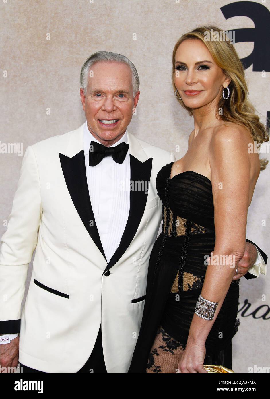 Cannes, France, May 26, 2022, Tommy Hilfiger, Dee Hilfiger attends amfAR  Gala Cannes 2022 at Hotel du Cap-Eden-Roc on May 26, 2022 in Cap d'Antibes,  France. Photo: DGP/imageSPACE/Sipa USA Stock Photo -