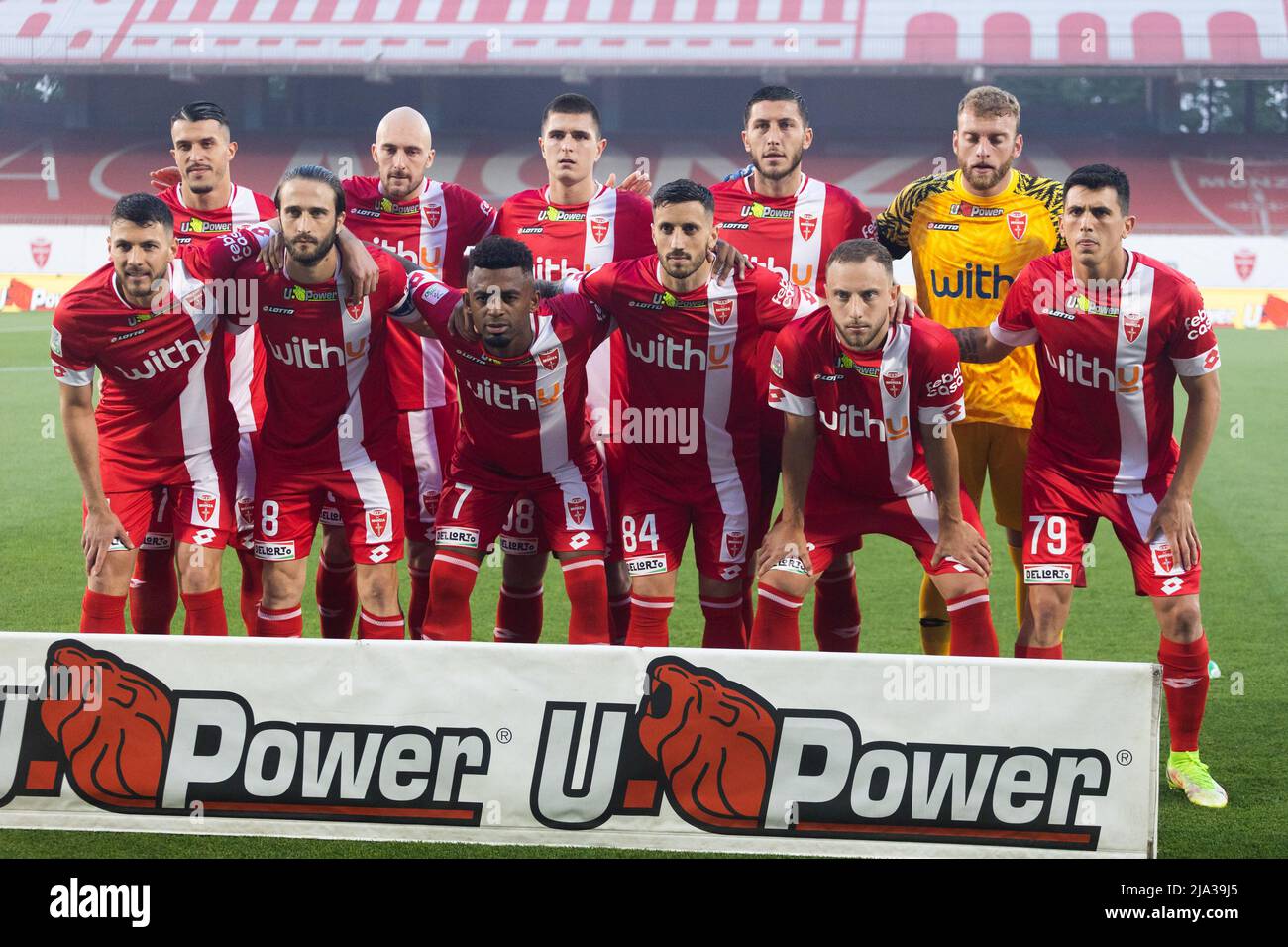 Monza, Italy. 26th May, 2022. AC Monza players pose for a photo prior the  Serie B match between Ac Monza and Pisa Sc at U Power Stadium on May 26,  2022 in