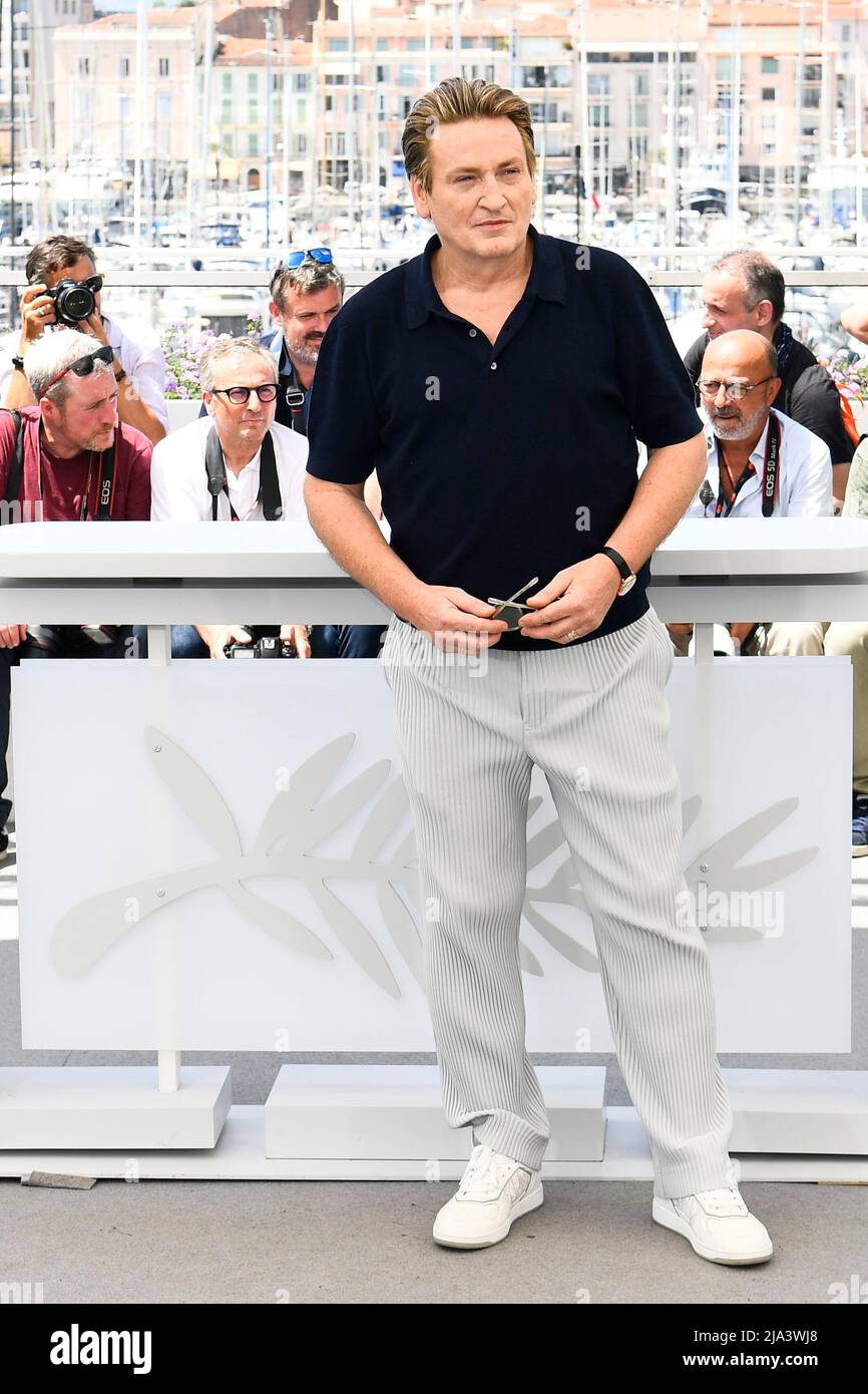 The 75th Cannes Film Festival - Photocall for the film "Tourment sur les  iles" (Pacifiction) in competition - Cannes, France, May 27, 2022. Cast  member Benoit Magimel poses. REUTERS/Piroschka Van De Wouw