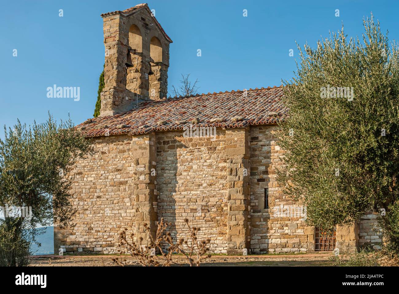 Church San Michele Arcangelo on Isola Maggiore, Lake Trasimeno, Umbria,  Italy Stock Photo - Alamy